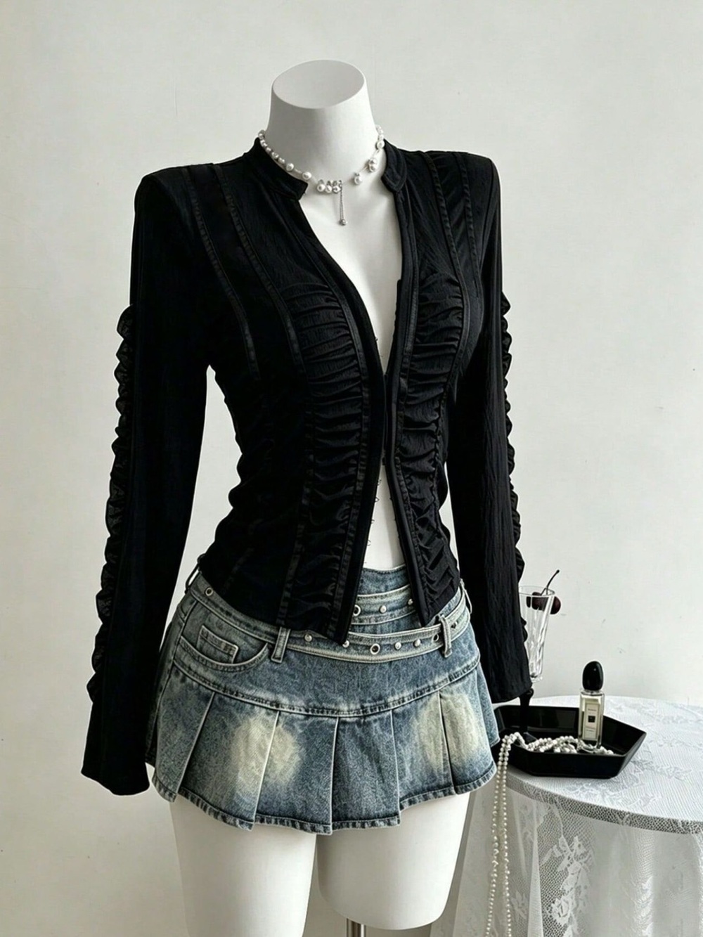 Ruched Slim-Fit Long Sleeve Top